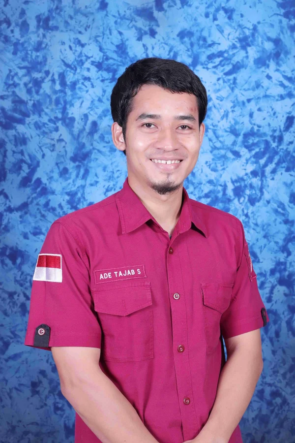 Ade Tajab Saputra, S.Kom